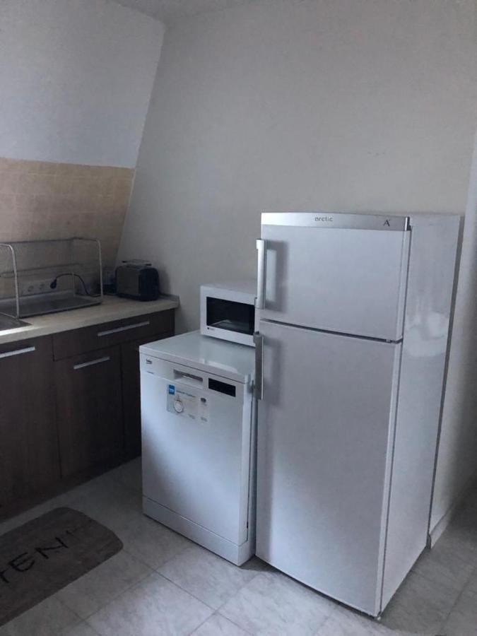 Top Apartment *